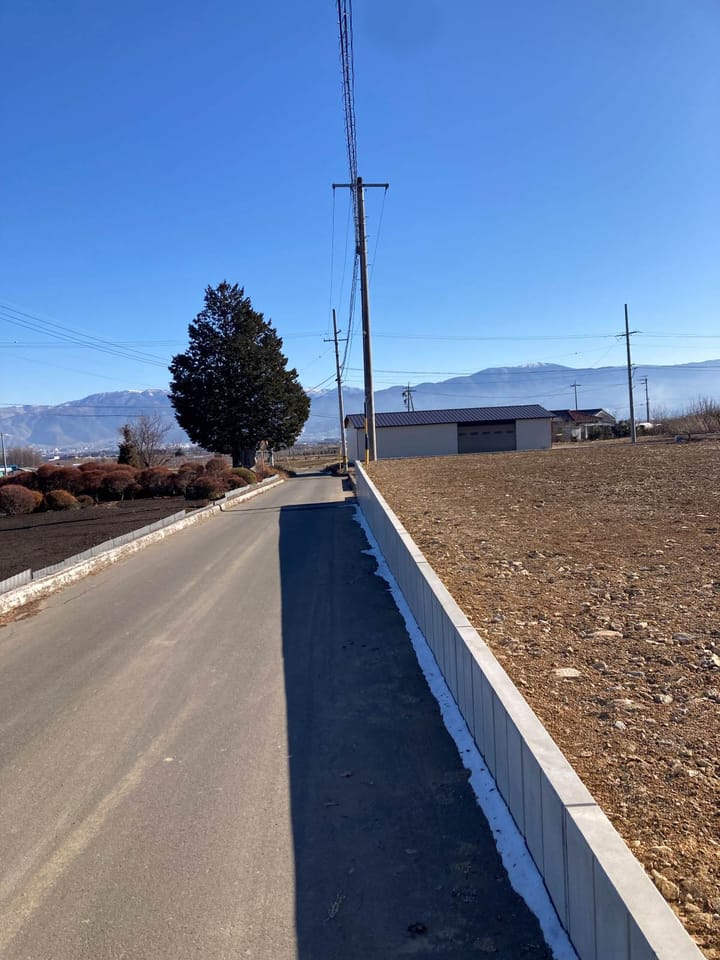 北側道路 東方向