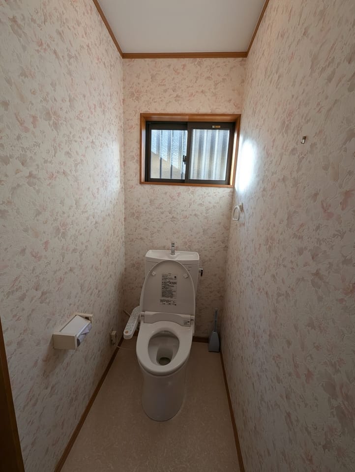 ゆったり広めのトイレで快適