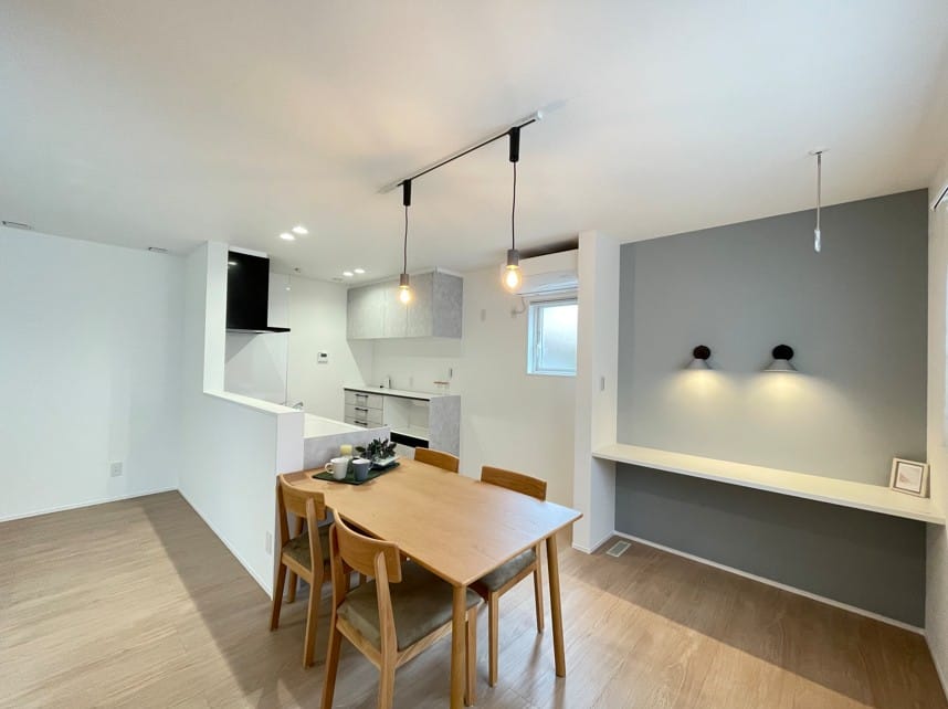 南窓で明るいLDK