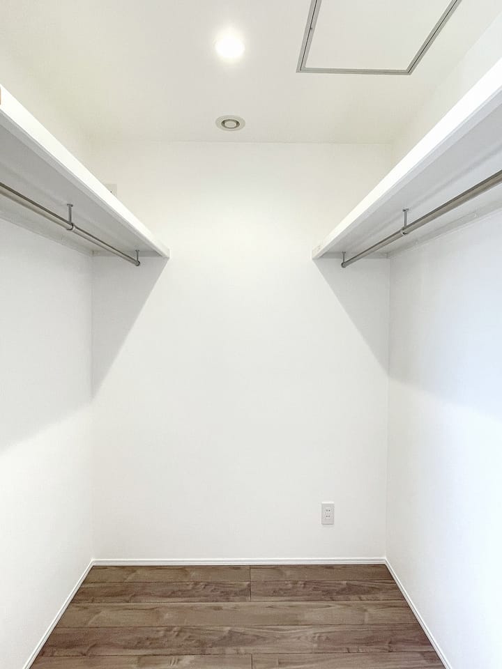 BedRoom1ウォークインクローゼット