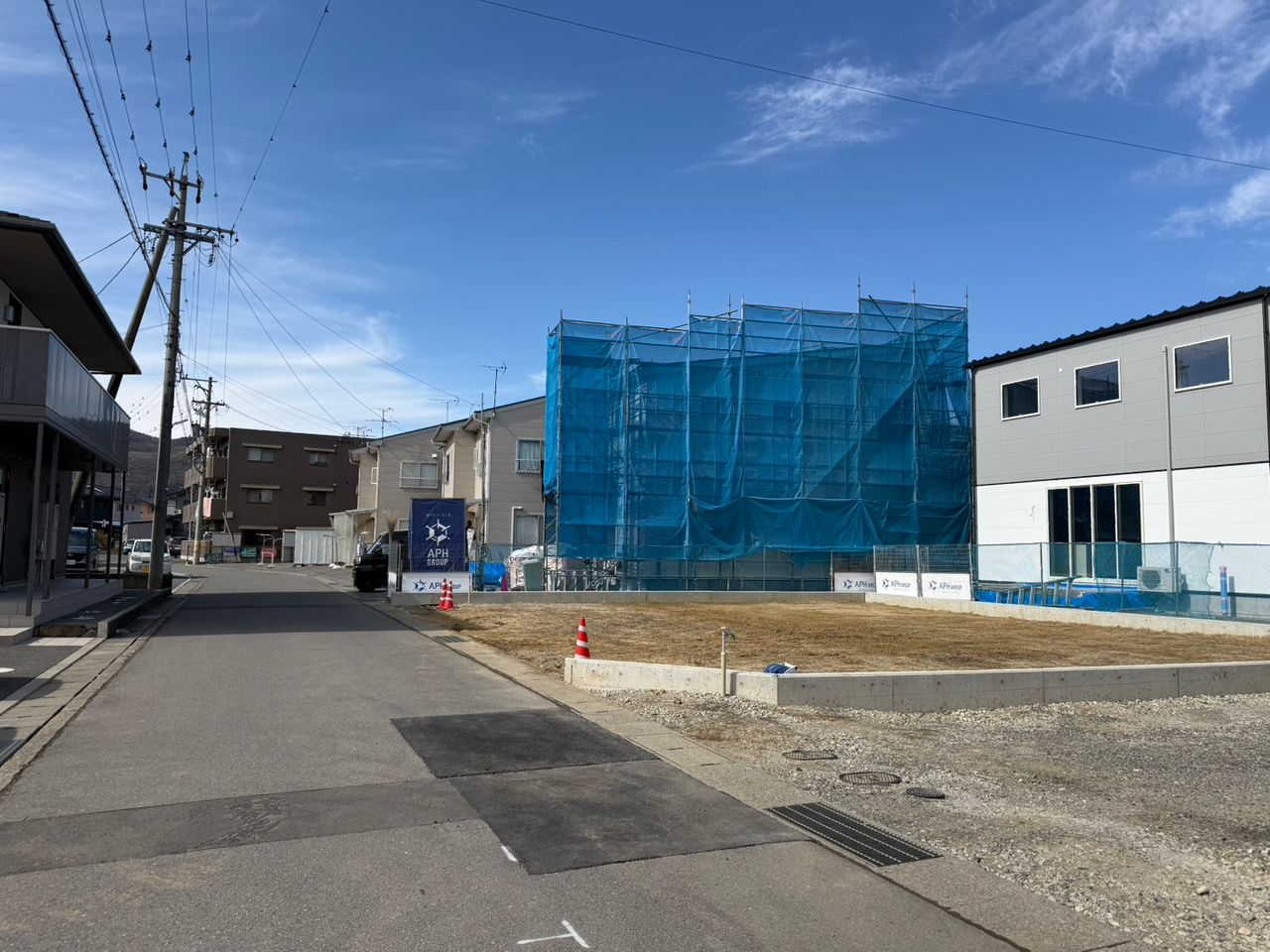 前面道路(西方面)