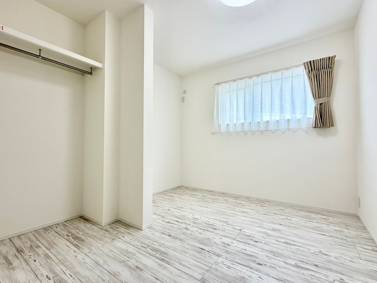 BedRoom2