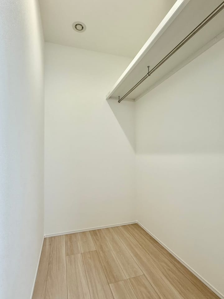 BedRoom1ウォークインクローゼット