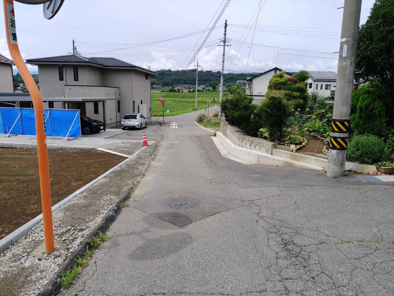 前面道路含む現地(2026年8月撮影)