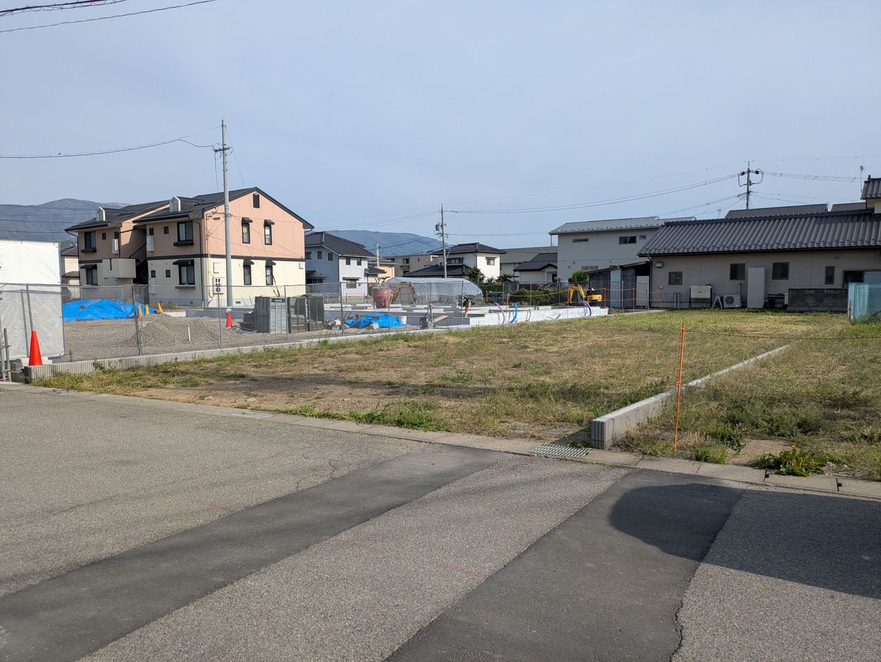 現地