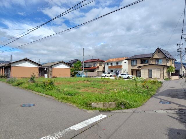 南東側