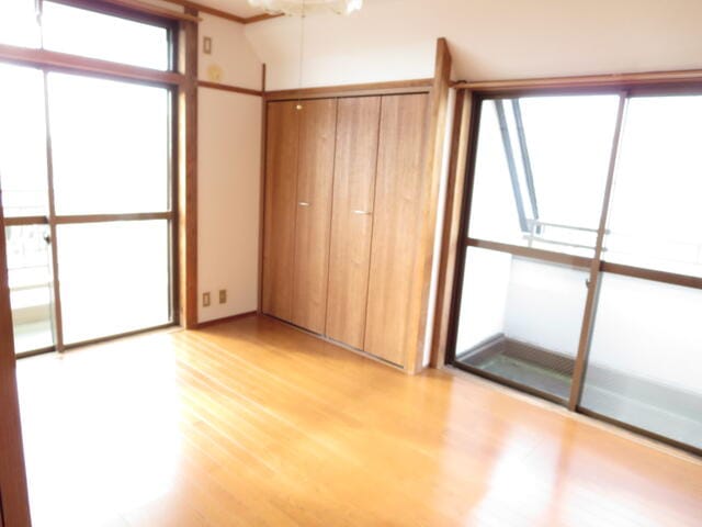 南側洋室(2021年12月改装)