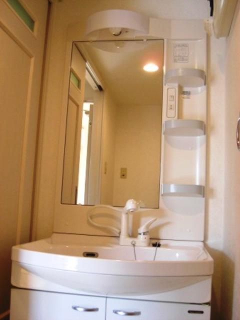 洗髪付き洗面台です。