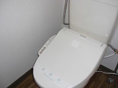 温水洗浄暖房便座です。