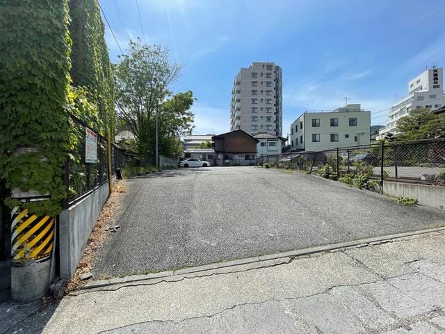 ※接道は一方通行路となります。迂回路狭めなので予めご確認くだ