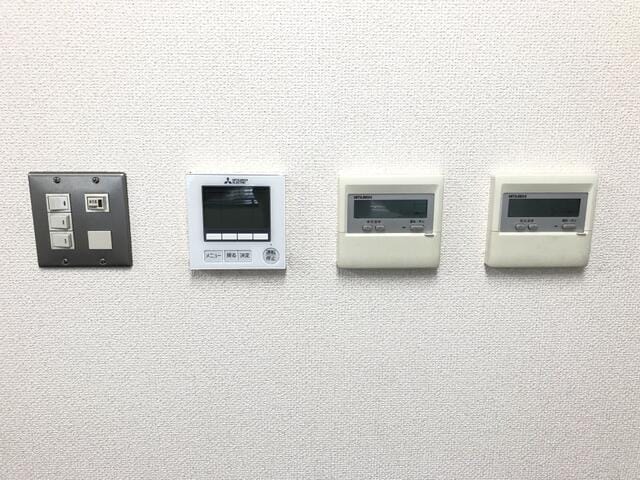 3ヵ所のエアコンは個別稼働できます。