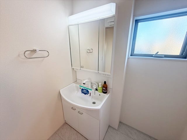 洗面台は年頃のお子さんの身支度のつよーい味方です。