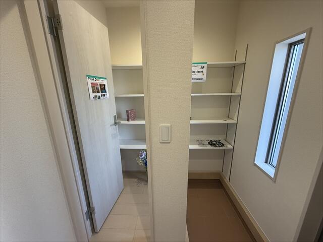 土足でもそうじゃなくても使えるシューズクロークという部分が私