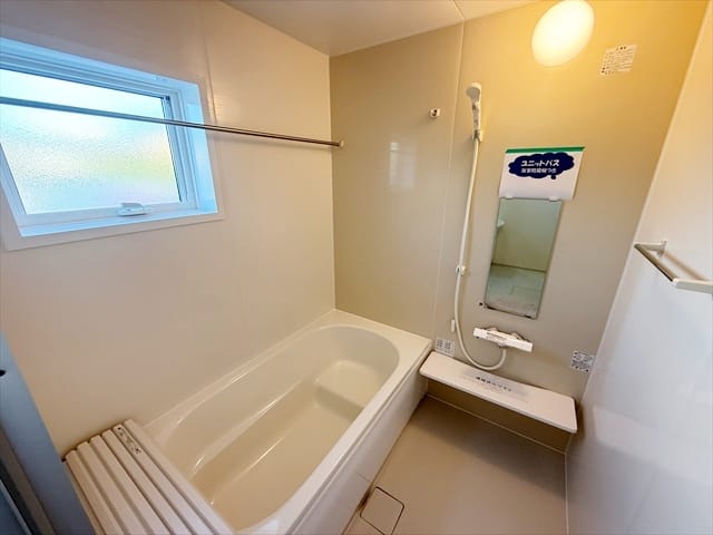 こんな広くて綺麗なお風呂に入れば、普段から長風呂のお父さんがさらに長風呂になっちゃいますね。