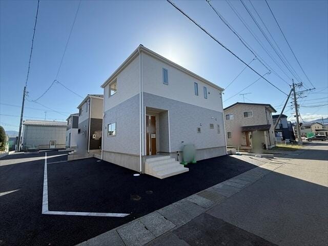 道路から見た印象も素敵なお家ですね!