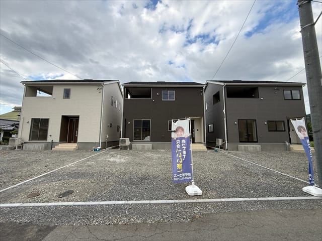 敷地も広く開放感のある物件ですね。