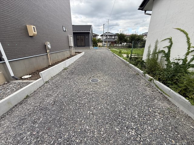 通路もゆとりの広さがありますね。