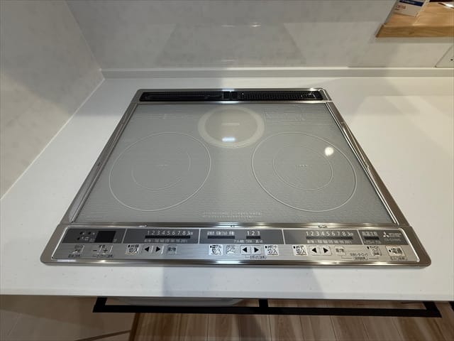 キッチンはIH仕様になっておりますので、お掃除がラクラクですね。