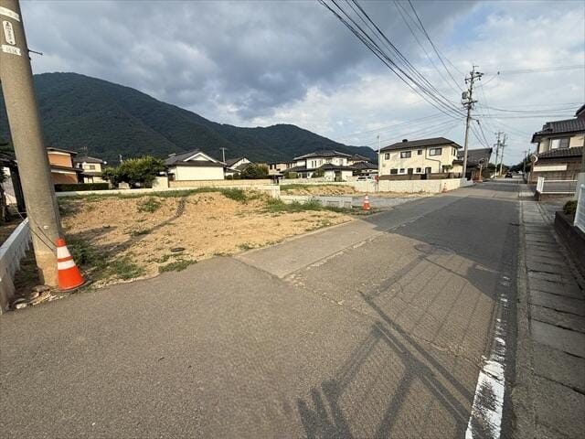お車の駐車も緊張せずに出来そうですね。