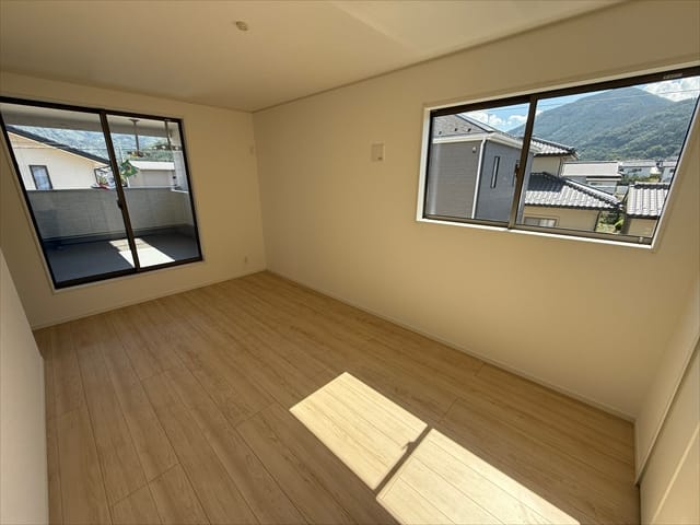 こちらが主寝室になるかなと思います。