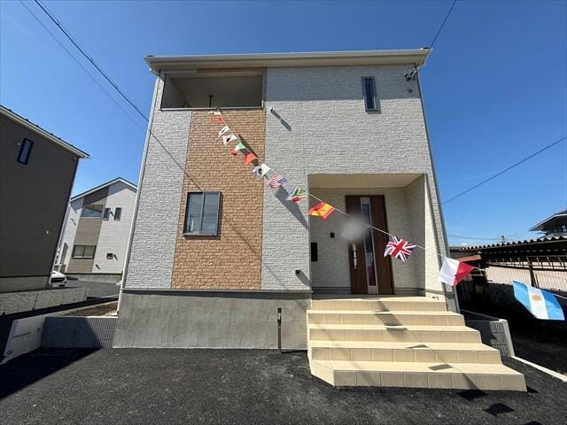 閑静な住宅街にありますので落ち着いた生活が送れます。