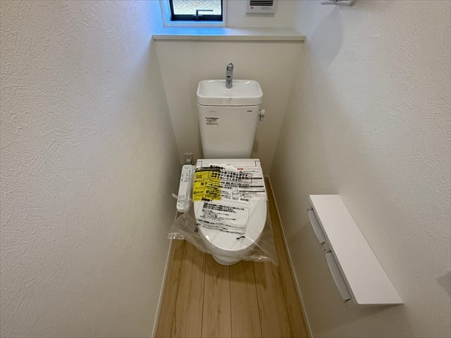 1階のトイレは玄関近くにございますので、危ない状態で帰ってきても安心です。