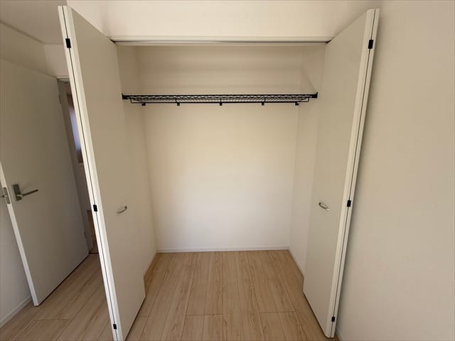 もちろんクローゼットもございます。