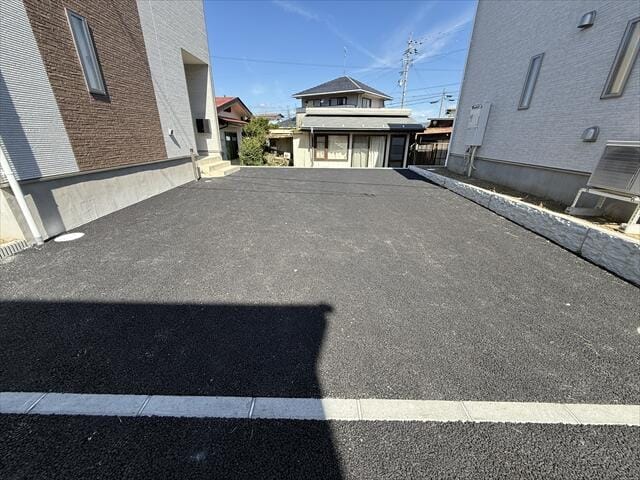 駐車スペースは2台分です。