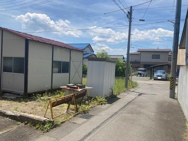 西側市道(北側から撮影)