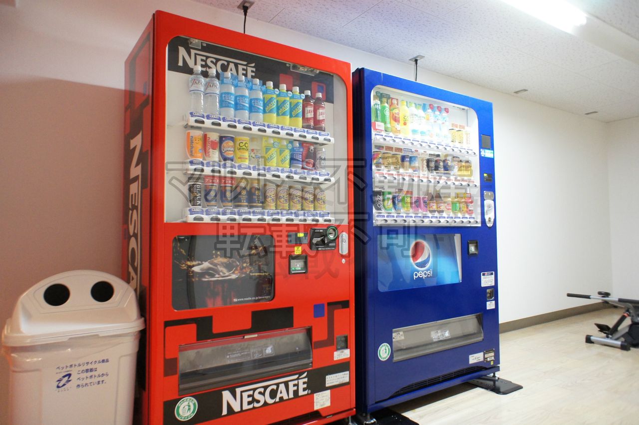 自販機コーナーあり