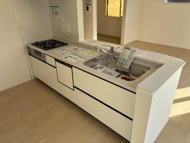 対面式のキッチンでお料理しながらご家族との会話が楽しめます