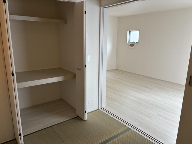 和室には押し入れしっかり完備