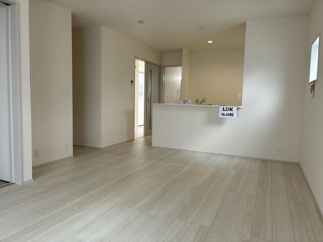 対面式のキッチンでお顔を見ながら会話が楽しめます