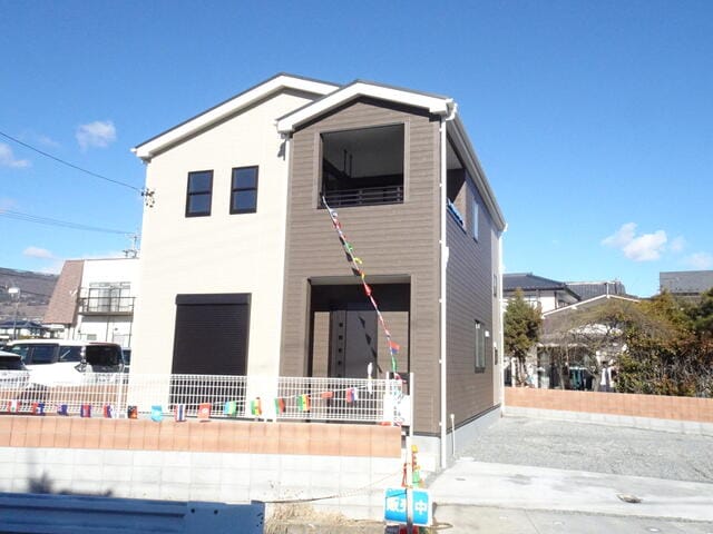 長野市桐原の新築・建売住宅徒歩2分でホームセンターDCMあり