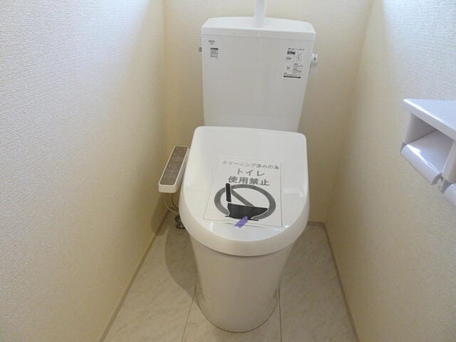 トイレは1階、2階にあります。ご家族が体調不良の際など2つあ