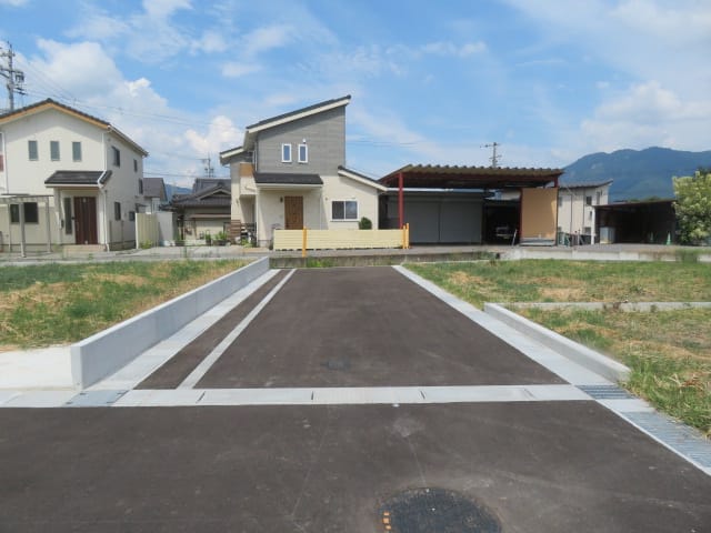 1号地 南側位置指定道路