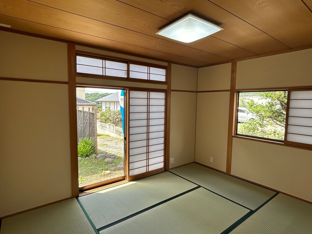 畳の落ち着いた雰囲気が魅力の和室♪くつろぎのスペースとしてはもちろん、客間やお昼寝の場所など、暮らしに合わせてさまざまな使い方ができます♪