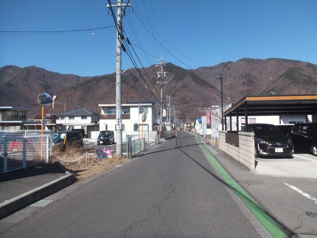 東側接道