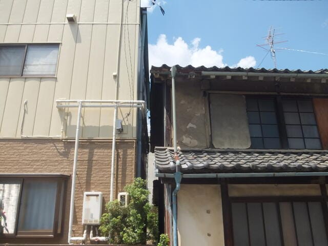 西側隣地境界