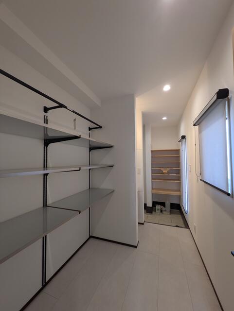 玄関収納ファミリークローゼットあります