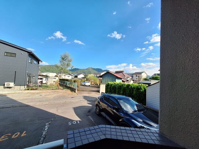 バルコニー右側眺望