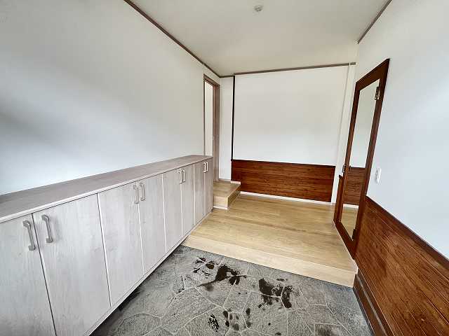 広い玄関には大容量のシューズBOX