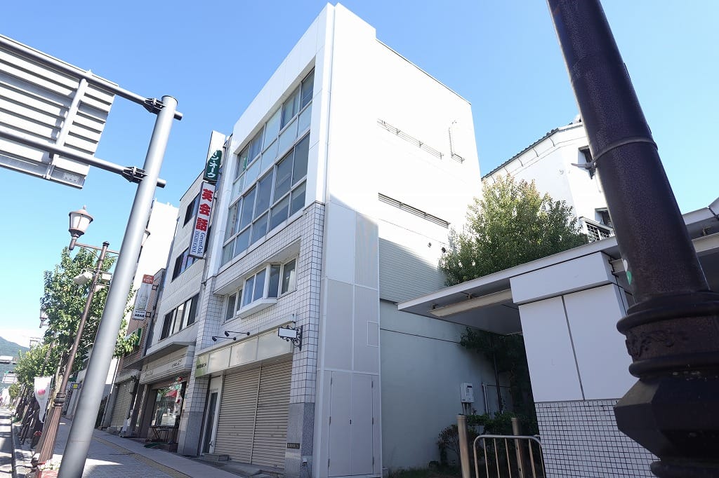 南方向から撮影