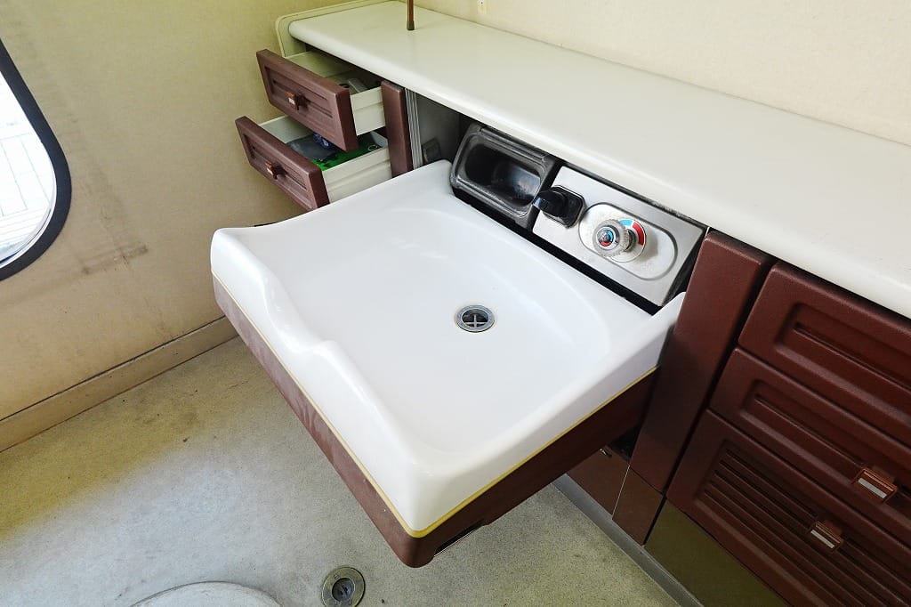 1F 店舗シャンプー台