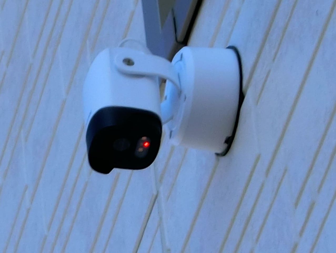 スマホで確認、防犯カメラ