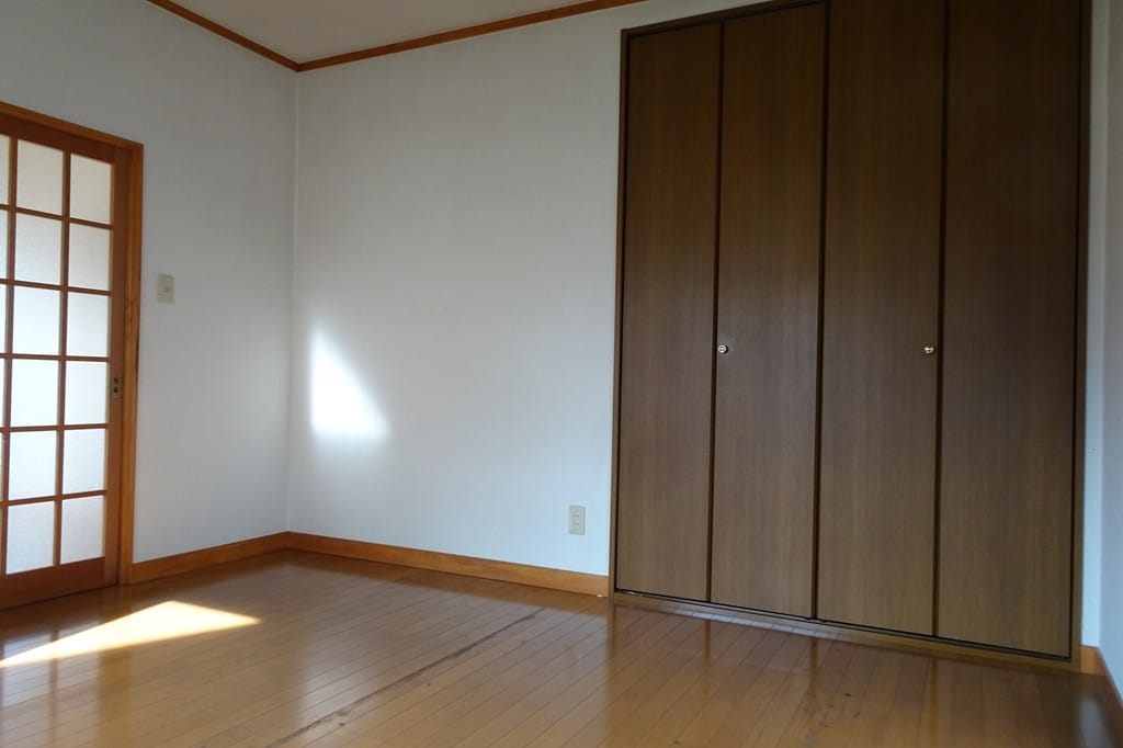 洋室8帖