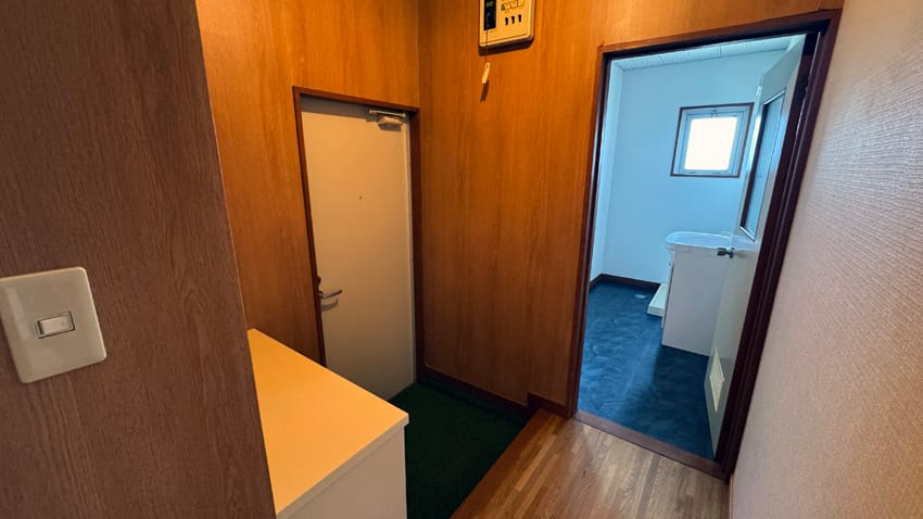 玄関ホール