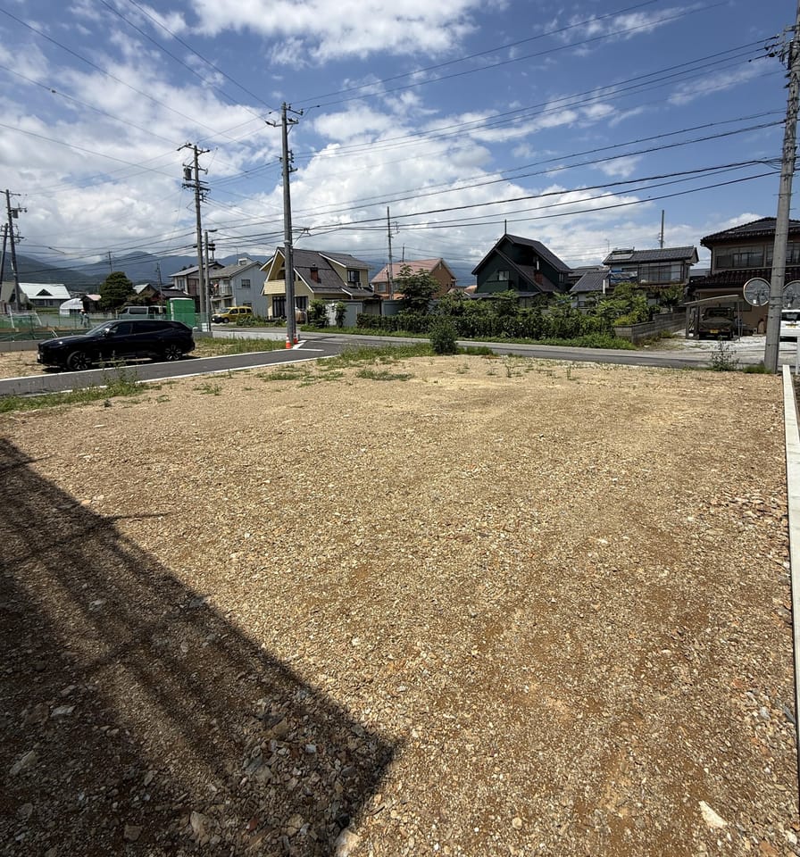 南東より