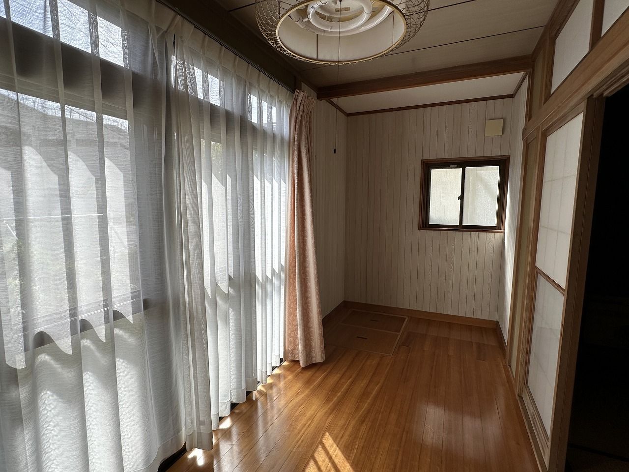 広縁