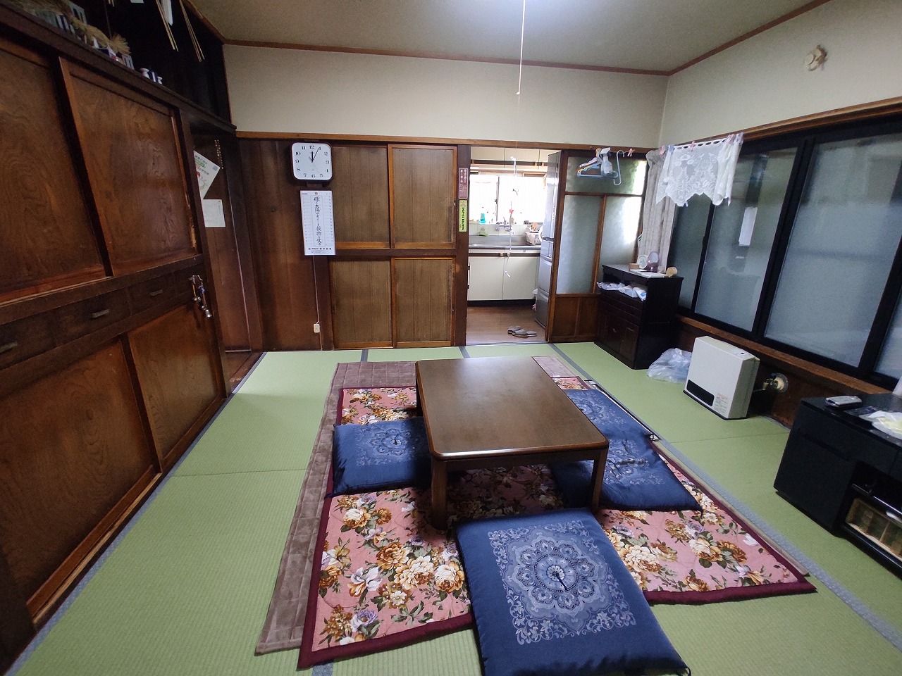 居間